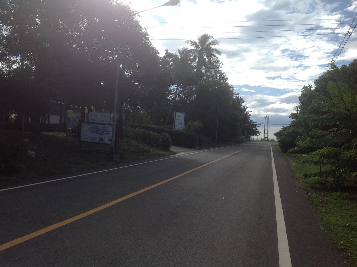Check In And Chill Out Hotel Ban Laem Sok Exterior foto