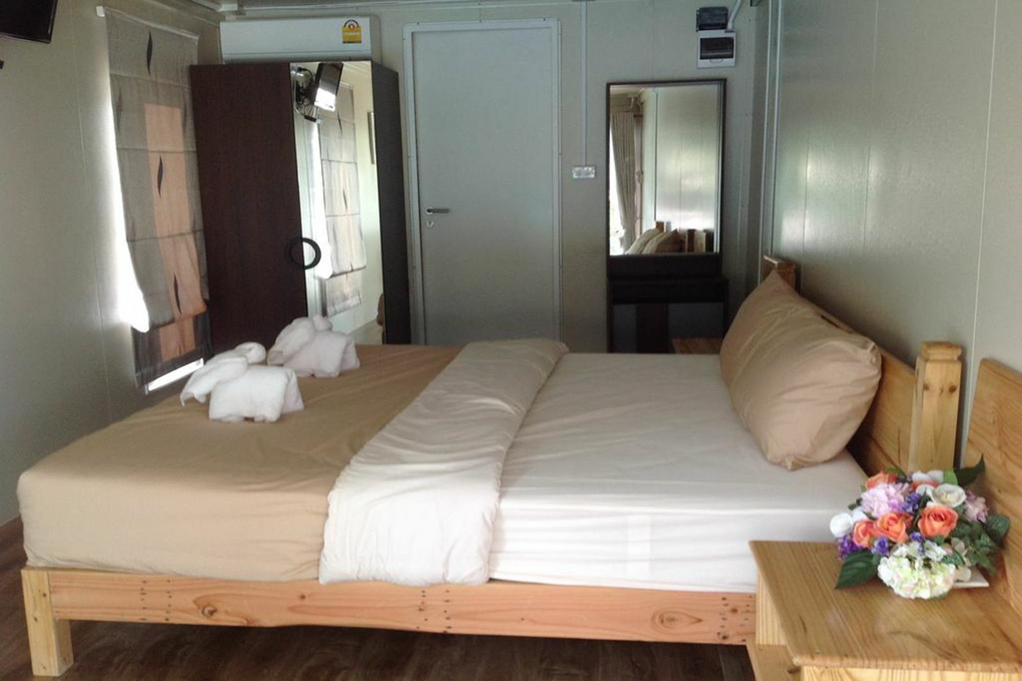 Check In And Chill Out Hotel Ban Laem Sok Exterior foto